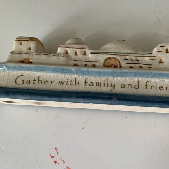 RUSS BERRIE AND CO Judaica CHANUKAH MENORAH  14 BY 3.25" - Picture 6 of 9